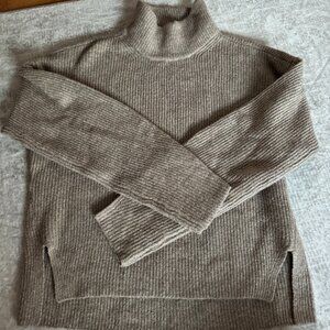 Abercrombie & Fitch Turtle Neck Sweater